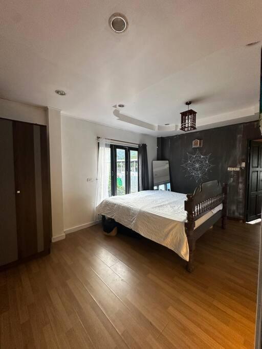 Holiday home двухэтажный дом в саду с видом на будду 3 комнаты, 2 террасы Phuket