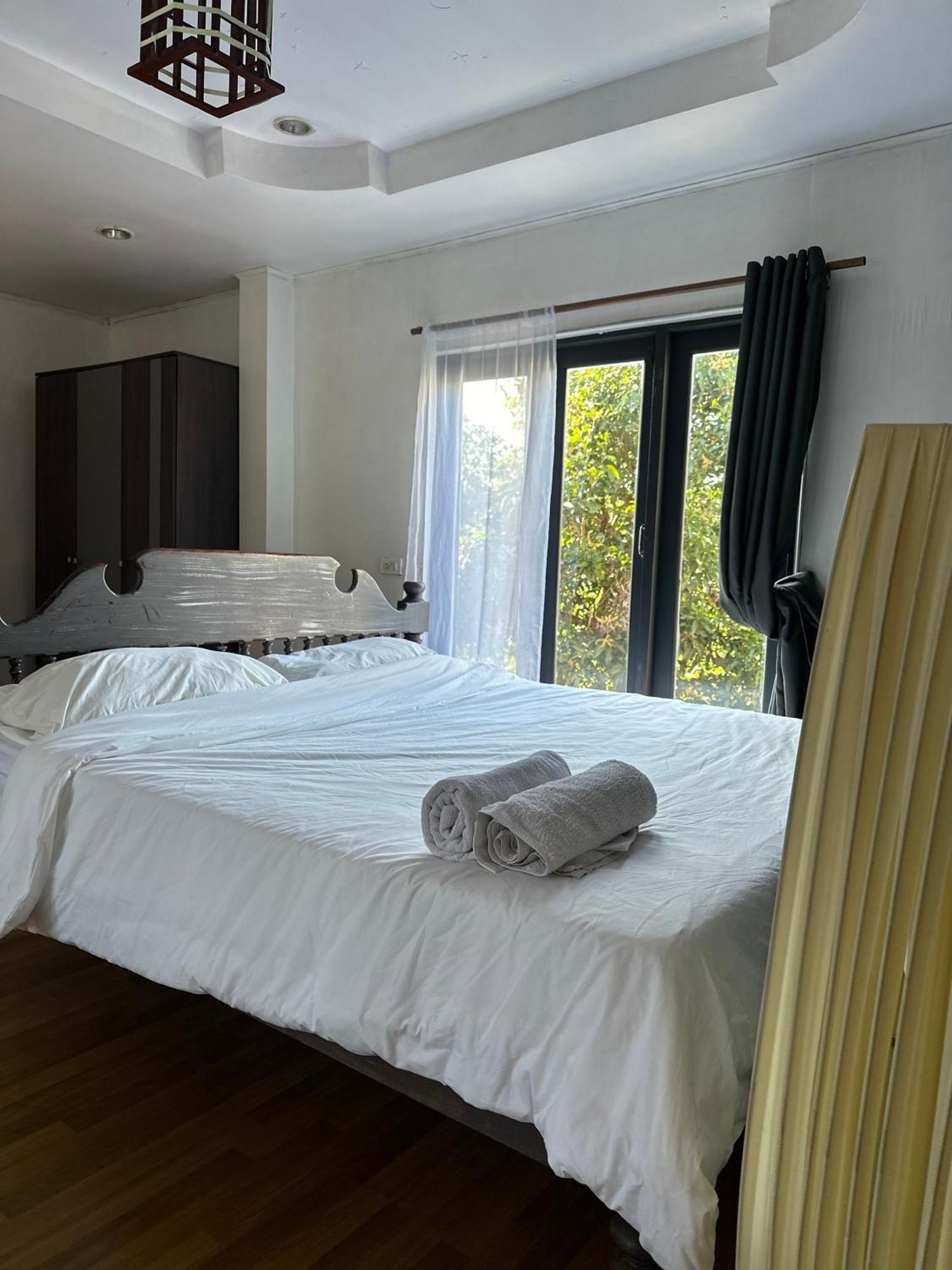 двухэтажный дом в саду с видом на будду 3 комнаты, 2 террасы Holiday home